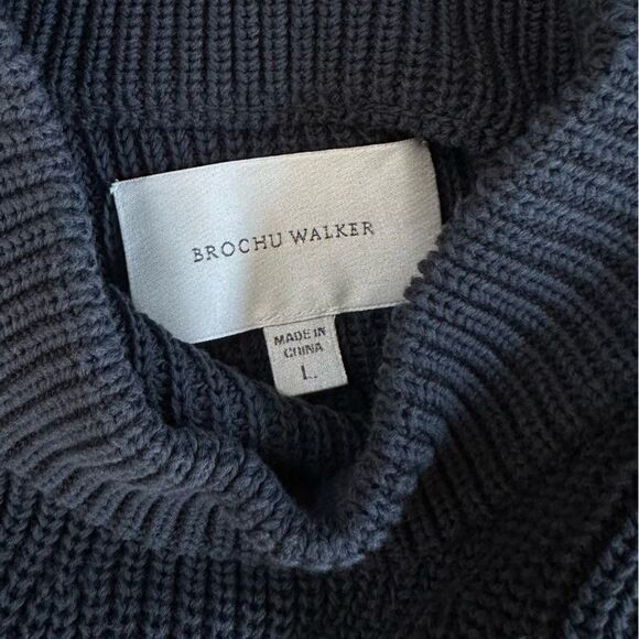 Brochu Walker Gray Sleeveless Sweater with White Hem - Picture 9 of 9
